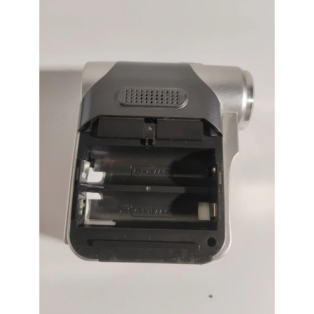 Aiptek DZO-V5T Digital Camcorder MP3 Music, 4X Smartzoom, 7.4MM Tested